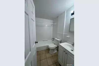 129 Black Rock Avenue #24, Bridgeport, CT 06605 - Photo 4