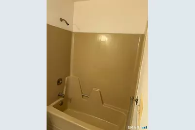 335 Glendale Avenue #G11, Bridgeport, CT 06606 - Photo 22