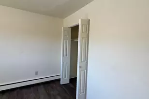 70 McKinley Ave, Bridgeport, CT 06606 - Photo 4