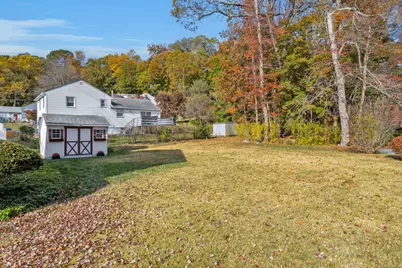 7 Lycett Court, Norwalk, CT 06851 - Photo 32