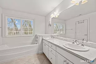 41 Park Pl Cir, West Hartford, CT 06110 - Photo 20