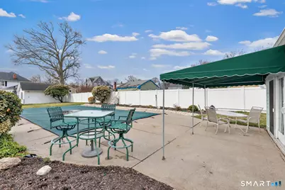 118 Freeman Avenue, Stratford, CT 06614 - Photo 36