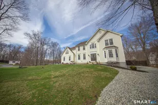 29 Daniel Dr, Colchester, CT 06415 - Photo 2