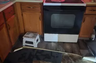 139 Clark St, Hartford, CT 06120 - Photo 12