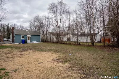 133 Sisson Street, East Hartford, CT 06118 - Photo 36