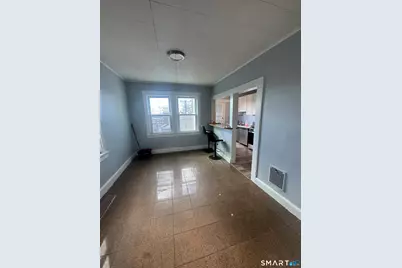 365 Remington Street, Bridgeport, CT 06610 - Photo 2