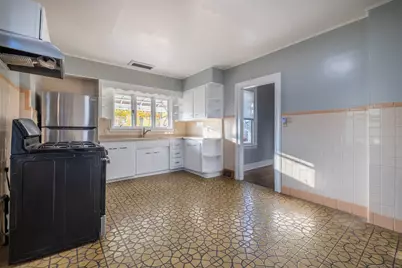 216 Howard Avenue, New Haven, CT 06519 - Photo 10