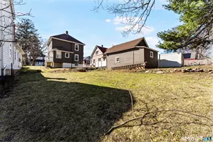 30 Oakwood St, East Hartford, CT 06108 - Photo 24