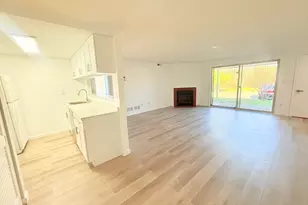 20 Little Oak Ln, Rocky Hill, CT 06067 - Photo 2