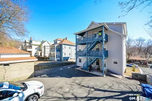 81 Myrtle Ave, Ansonia, CT 06401 - Photo 12