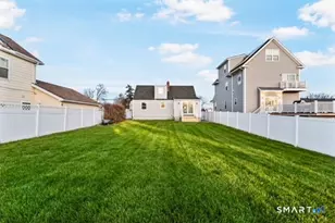 115 Washington Pkwy, Stratford, CT 06615 - Photo 4