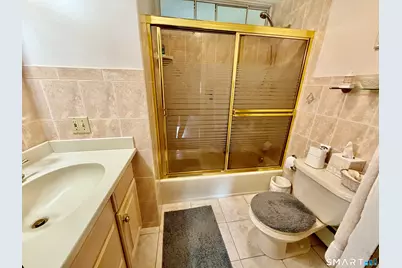 45 Westbrook Drive, Waterbury, CT 06705 - Photo 18