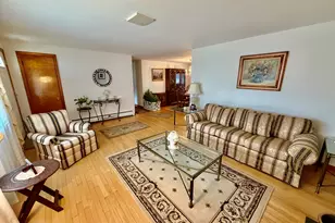 45 Westbrook Dr, Waterbury, CT 06705 - Photo 12