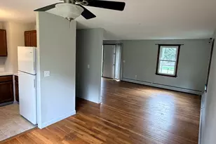 195 Wall St, Hebron, CT 06248 - Photo 6