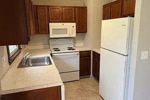 195 Wall St, Hebron, CT 06248 - Photo 4