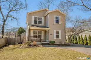 106 Oakwood Rd, East Lyme, CT 06357 - Photo 1