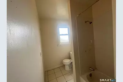 270 East Avenue, Bridgeport, CT 06610 - Photo 14