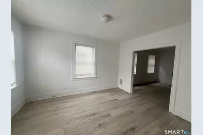 270 East Avenue, Bridgeport, CT 06610 - Photo 2