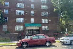 873 West Blvd, Hartford, CT 06105 - Photo 1