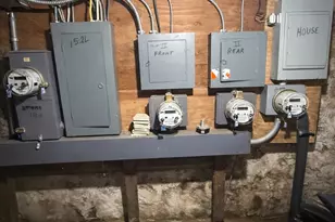 17 Davis St, New Haven, CT 06515 - Photo 12