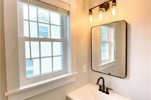 32 Pulaski St, Norwalk, CT 06851 - Photo 8