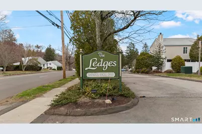 72 Shepards Knoll Drive #72, Hamden, CT 06514 - Photo 2
