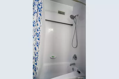 233 Shagbark Drive #233, Derby, CT 06418 - Photo 18