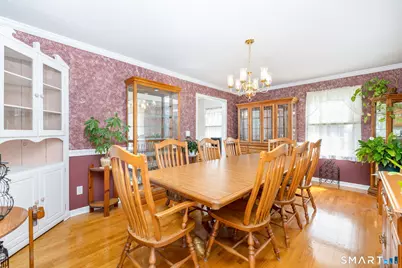 33 Valerie Court, Hamden, CT 06514 - Photo 4