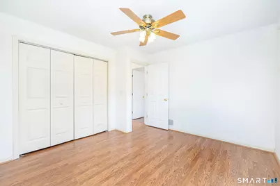 33 Valerie Court, Hamden, CT 06514 - Photo 20