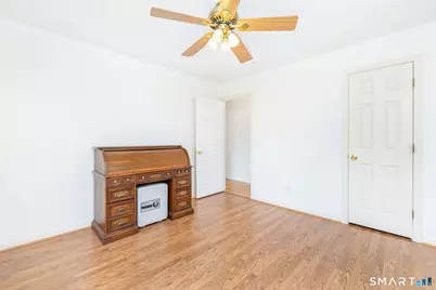 33 Valerie Court, Hamden, CT 06514 - Photo 18