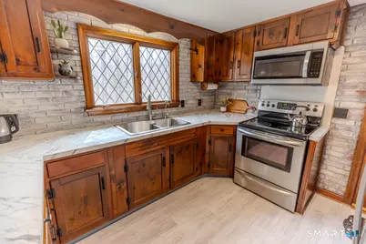 113 West High Street, East Hampton, CT 06424 - Photo 10