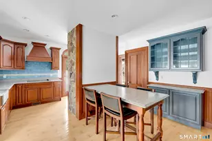 110 Freeman Rd, Middletown, CT 06457 - Photo 8