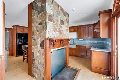 110 Freeman Road, Middletown, CT 06457 - Photo 12