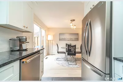 105 Sunrise Circle, Windsor, CT 06095 - Photo 12