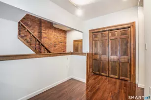 1 Linden Pl, Hartford, CT 06106 - Photo 8