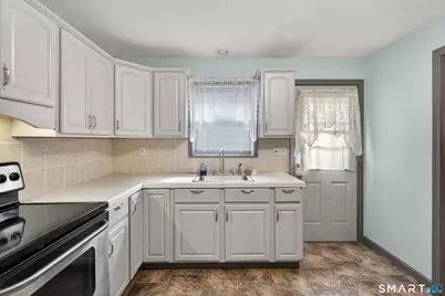 4 Tra Mart Drive, Montville, CT 06382 - Photo 20