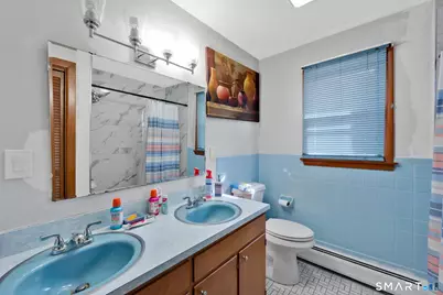 26 Upton Street, New Britain, CT 06051 - Photo 12