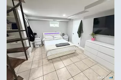 153 Oaklawn Avenue, Stamford, CT 06905 - Photo 8