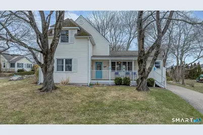 45 Ridgewood Avenue, Waterford, CT 06385 - Photo 2