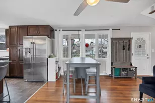 45 Ridgewood Ave, Waterford, CT 06385 - Photo 16