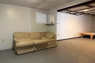 35 Early Ave, Stratford, CT 06615 - Photo 16