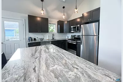 1088 East Broadway, Milford, CT 06460 - Photo 8