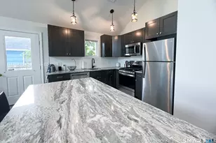 1088 E Broadway, Milford, CT 06460 - Photo 8