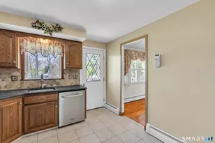 35 Puritan Ln, Newington, CT 06111 - Photo 14