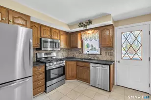 35 Puritan Ln, Newington, CT 06111 - Photo 12