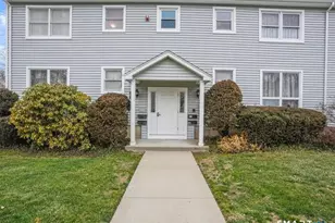 89 Carriage Path S, Milford, CT 06460 - Photo 2