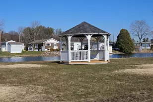 24 Greenlawn Dr, Danbury, CT 06810 - Photo 16