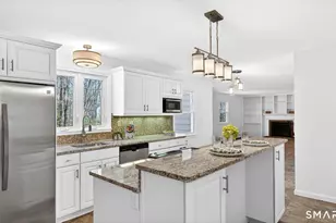 28 Park Rd, Simsbury, CT 06070 - Photo 4