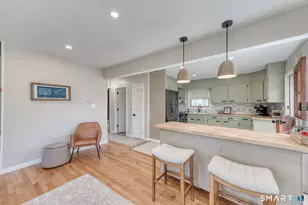 17 Innsbruck St, Milford, CT 06460 - Photo 4