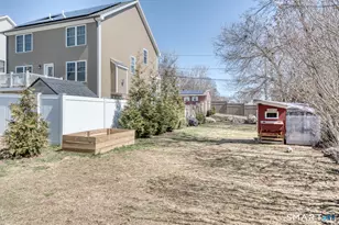 17 Innsbruck St, Milford, CT 06460 - Photo 34